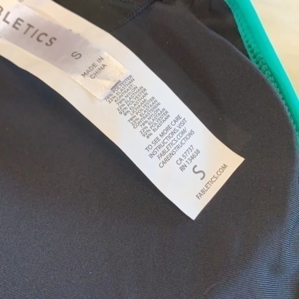 Fabletics Claire bikini top UV protection S NWT - Image 8