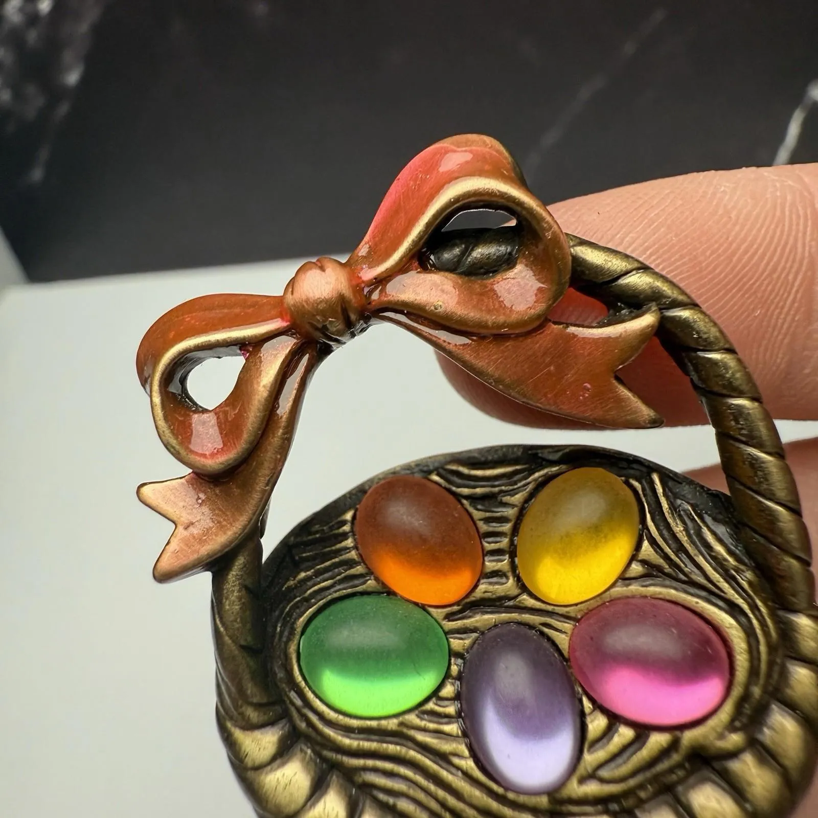 Signed JJ Easter Egg Basket With Bow Brooch Pin Jonette Jewelry Gold - Image 3