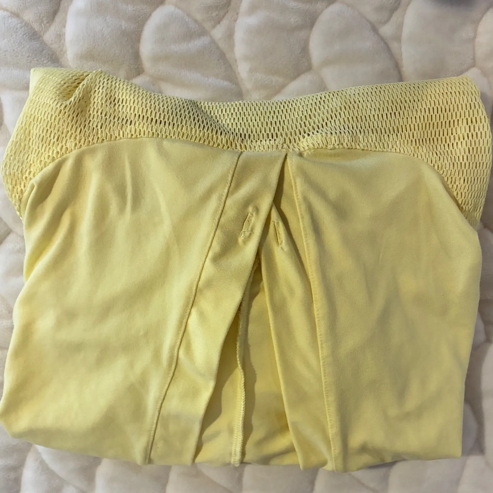 N Gottex Yellow Mesh Hoodie Pullover Athleisure Activewear Top‎ Thumb Holes L - Image 3