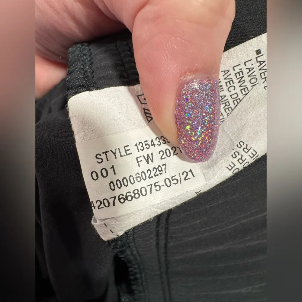 2/$15 Under Armour Women’s Windbreaker Pants - Image 5