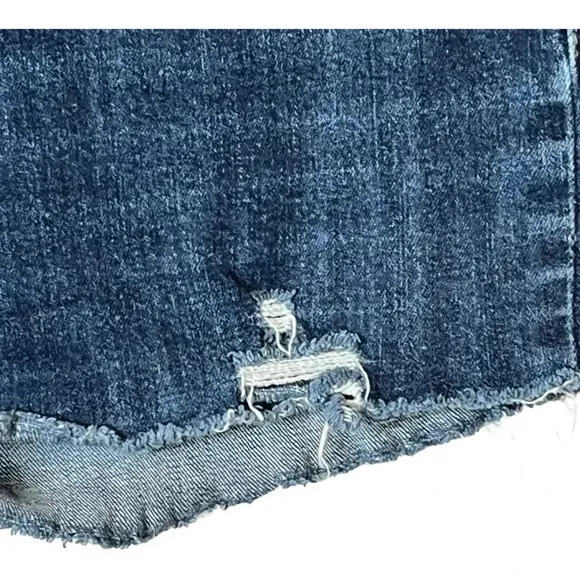Levi Mid Rise Skinny Cutoff Jean‎ Shorts Denim Distressed Women Size 8 - Image 3