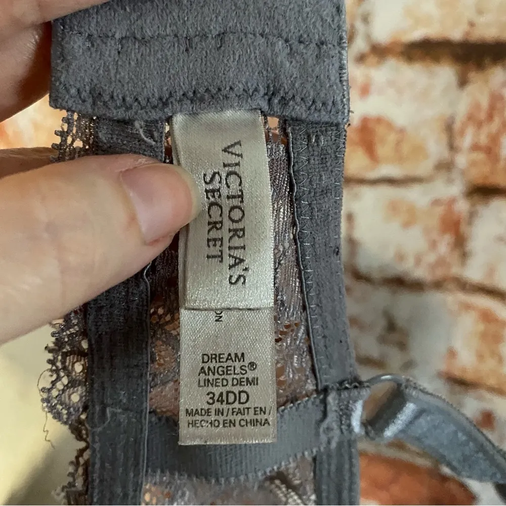 Victoria’s Secret Lined Demi Dream Angels gray purple lace bra 34DD 36D - Image 5