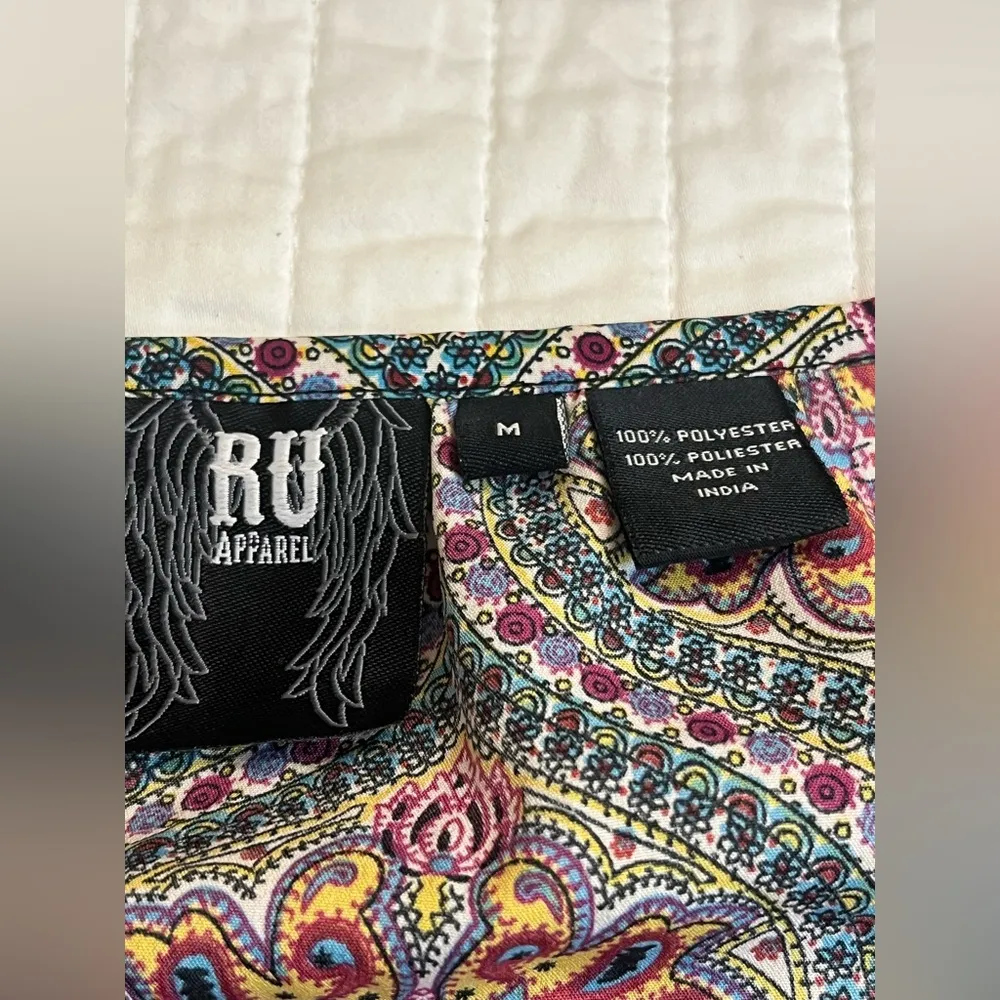 RU Apparel paisley print top NWOT Blue Size M - Image 2