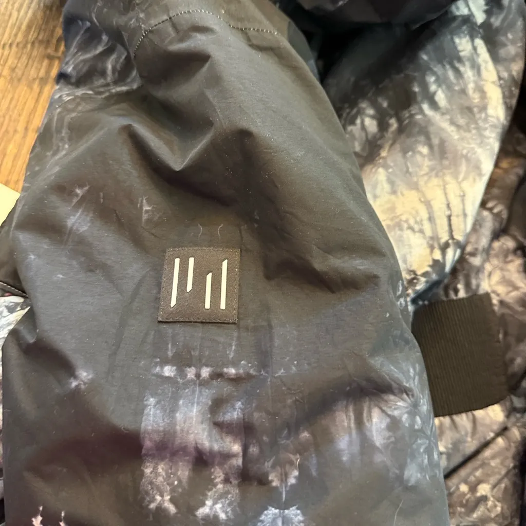 Holden Cropped Alpine Down Filled Jacket Black Tie Dye Women’s XL Gorpcore NWT Size undefined - Image 10