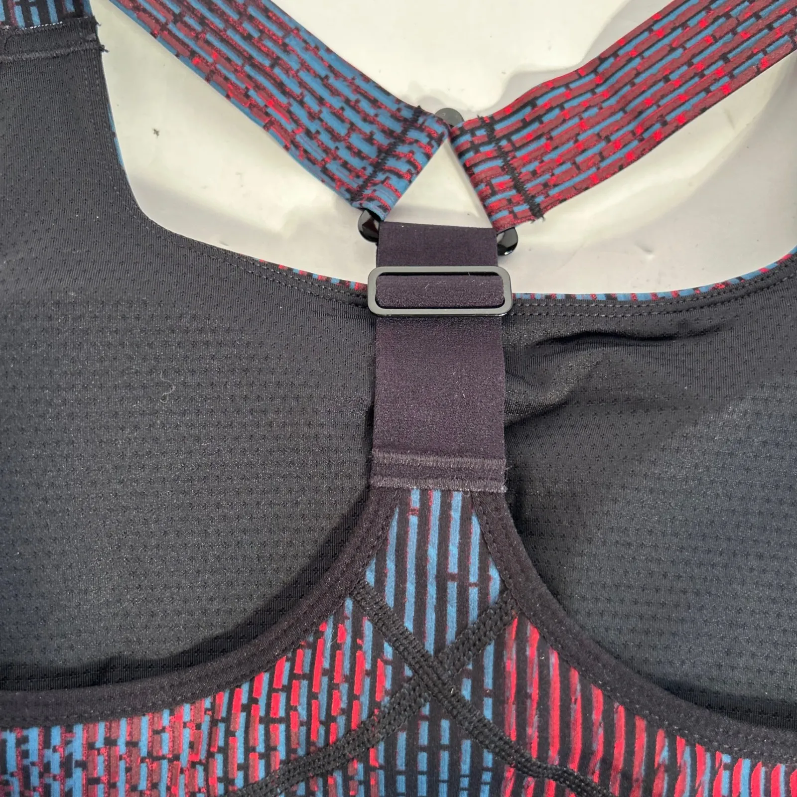 Sweaty Betty Sports Bra Multicolor Geometric Print Medium Padded Strappy Back - Image 3