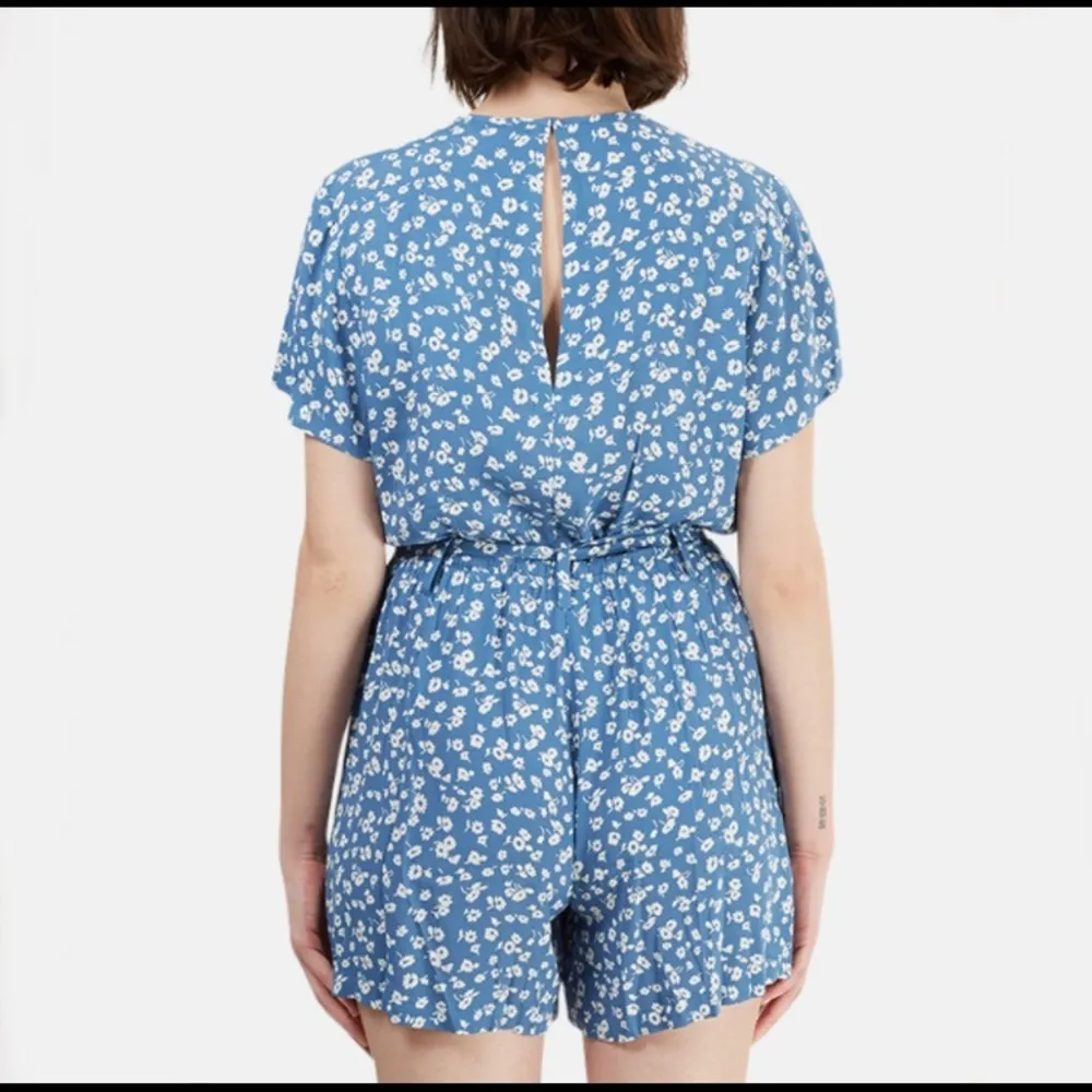 Rails Sophia Romper in Blue Daisies XS - Image 4