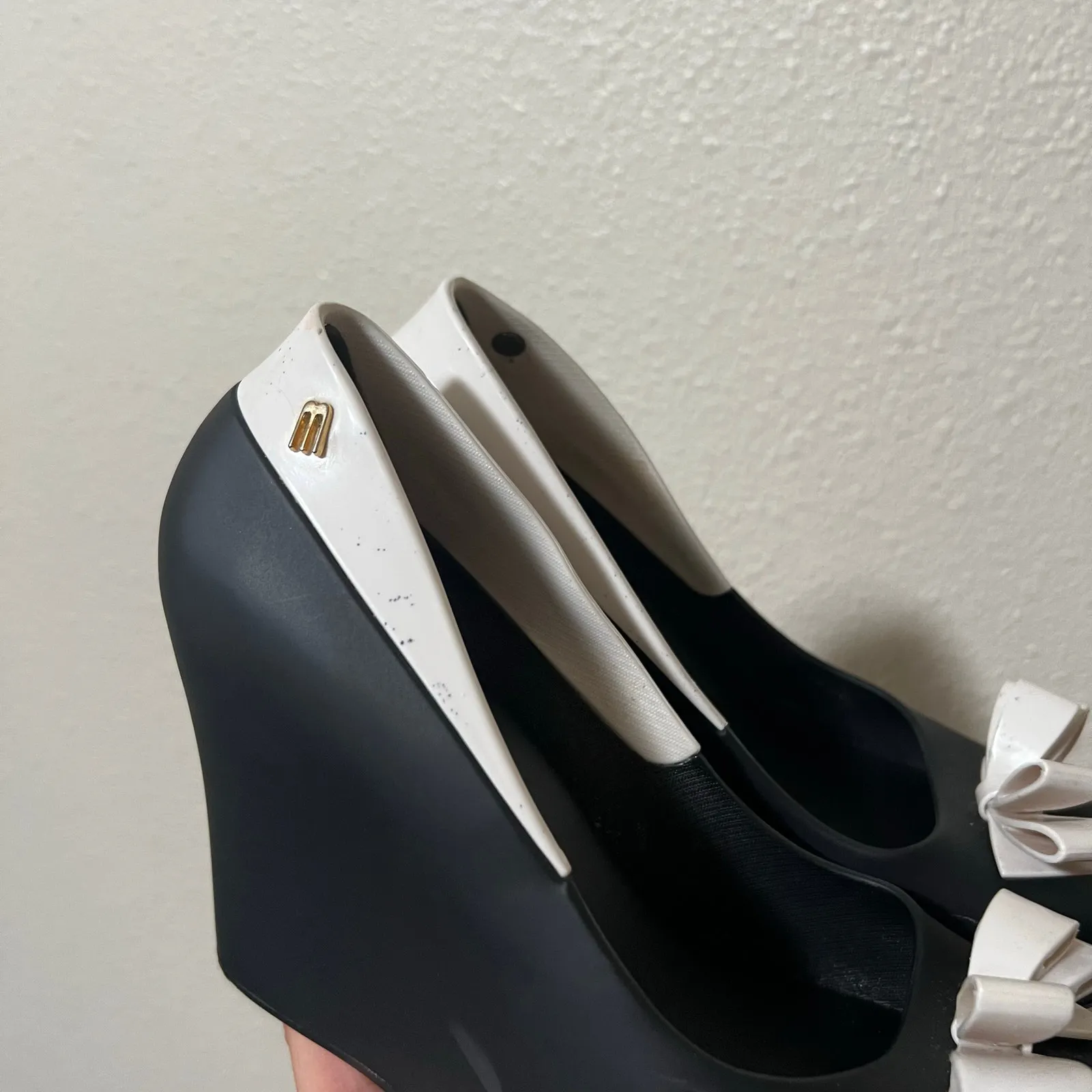 Melissa Queen Peep Toe Bow Wedges Black White Melflex Rubber plastic PVC WOMEN 6 - Image 4