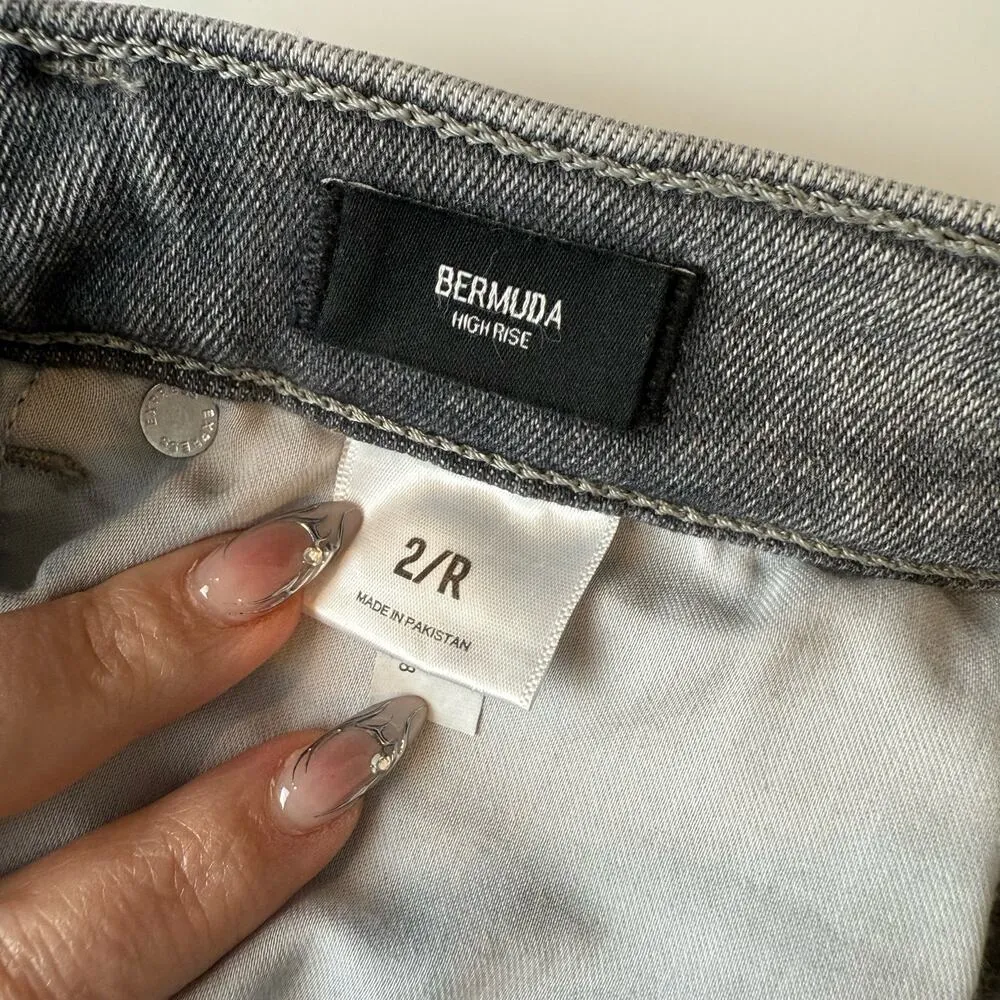 Express Denim Bermuda Shorts Gray Rolled Cuff Raw Hem High Rise Stretch Jean 2R - Image 5