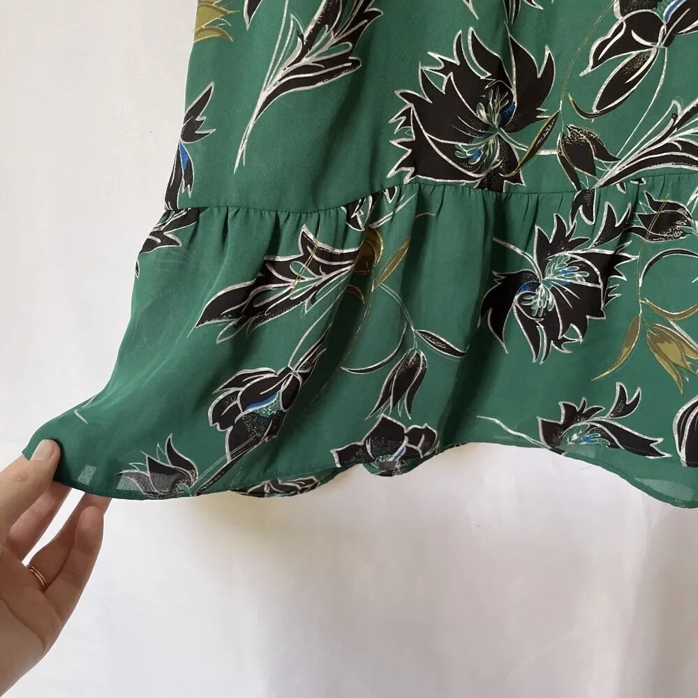 Cabi green floral lightweight sleeveless dress women size medium summery design - Image 4