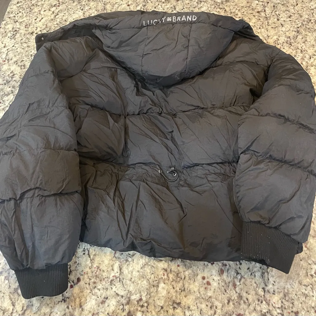 Lucky Brand Black Puffer Jacket - Image 4