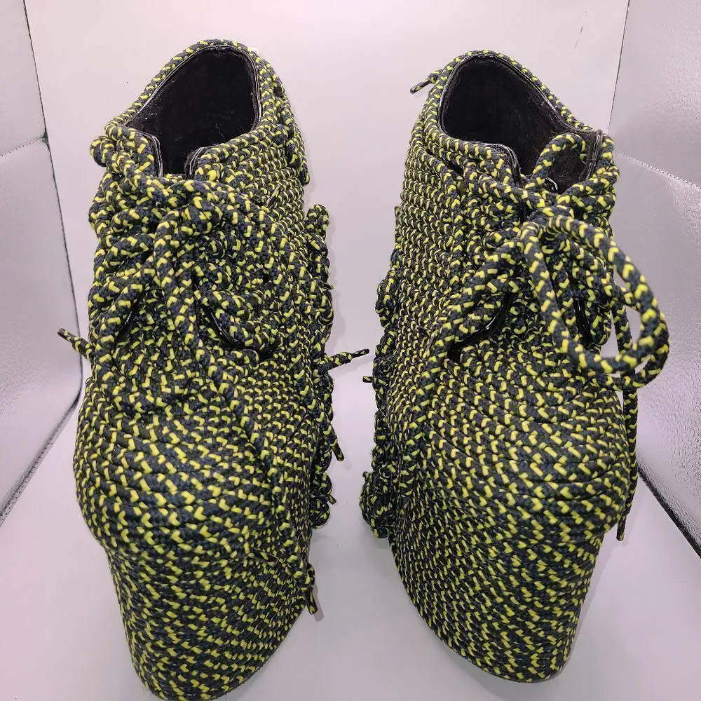 Laurence and Chico Wearable Art Runway One of a kind Platform Laced shoes Yellow Size 10.5 - Image 2