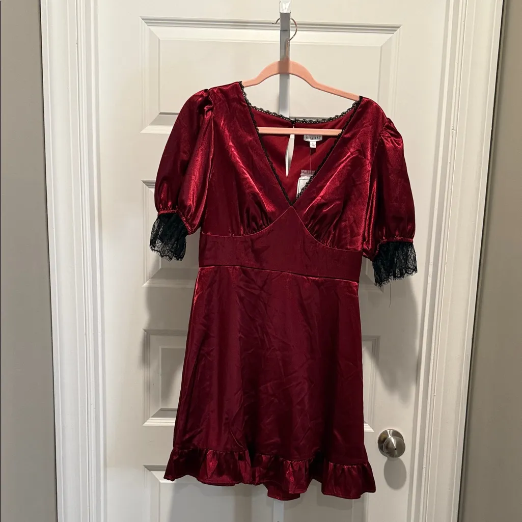 Kit + Sky‎ Red Satin Puff Sleeve Mini Dress Size Small Juniors NWT Whimsigoth - Image 3