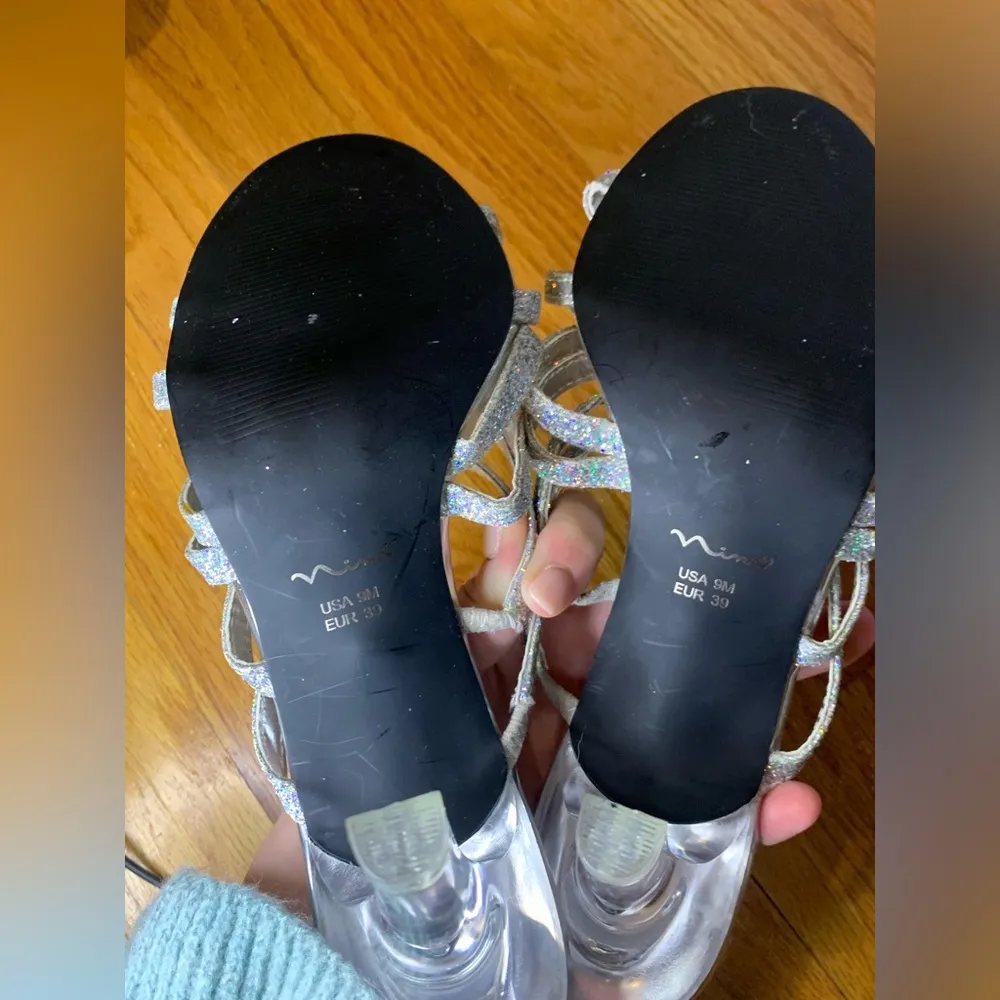 NWOT Nina Slingback Strappy Glitter Sandals - Image 3