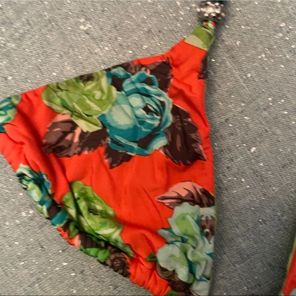 Beach Bunny Bronze Floral Bikini Top - Image 23