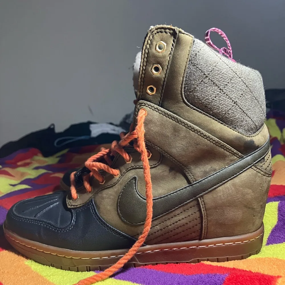 Nike Dunk Sky Hi SneakerBoot Shoes Dark Loden Rare 616715-300 Women Size 7.5 - Image 10