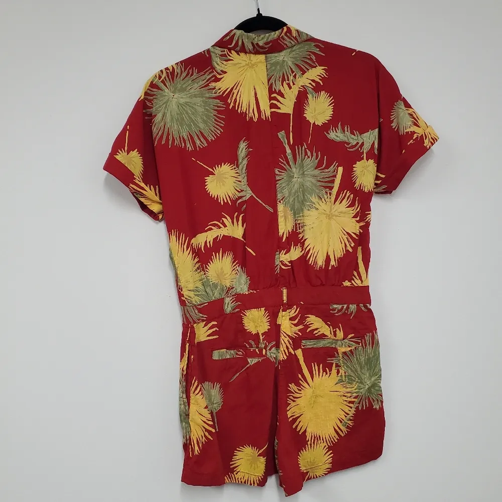 Free People Malibu Short Sleeve Romper XS Maroon Tropical Print Vacation Casual - Image 3