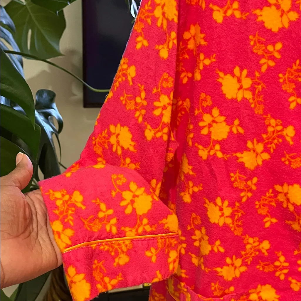 b Soft Floral Pink and Orange Pajama Set size medium - Image 5
