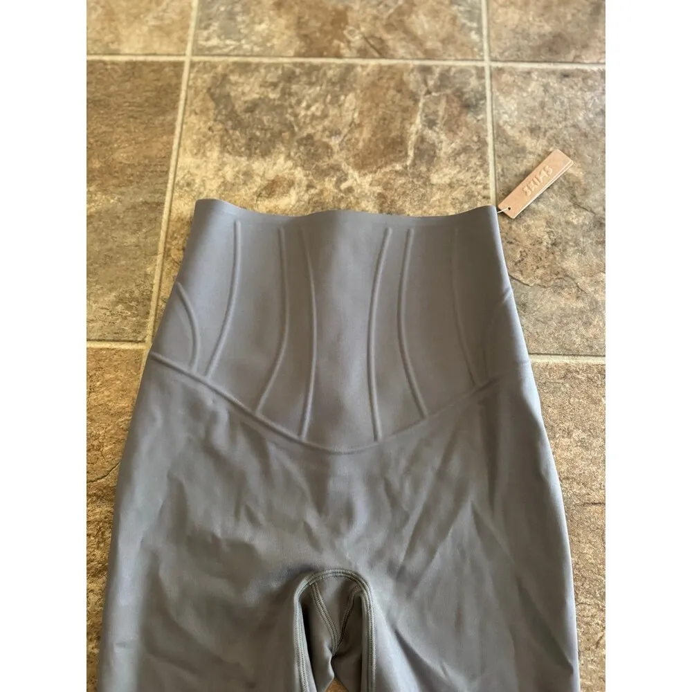 Skims Bonded Corset Short Steel Size Small - Image 5