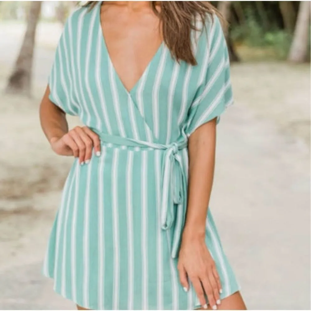 ✨Pink Lily Striped Sage Sz Large Romper✨ - Image 4