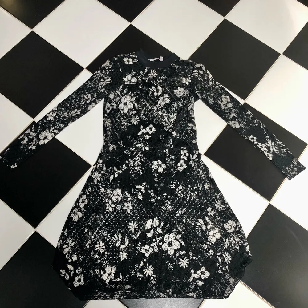 See By Chloé Lace Slip Midi Dress Semi-Sheer Long Sleeve Floral Pattern AOP sz L - Image 9