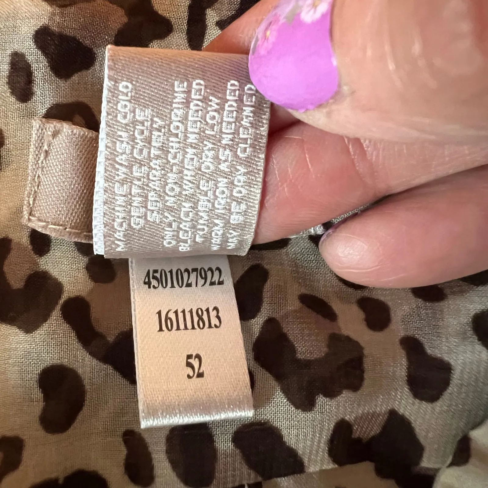 Chico's animal print semi-sheer button front blouse Size Medium - Image 7