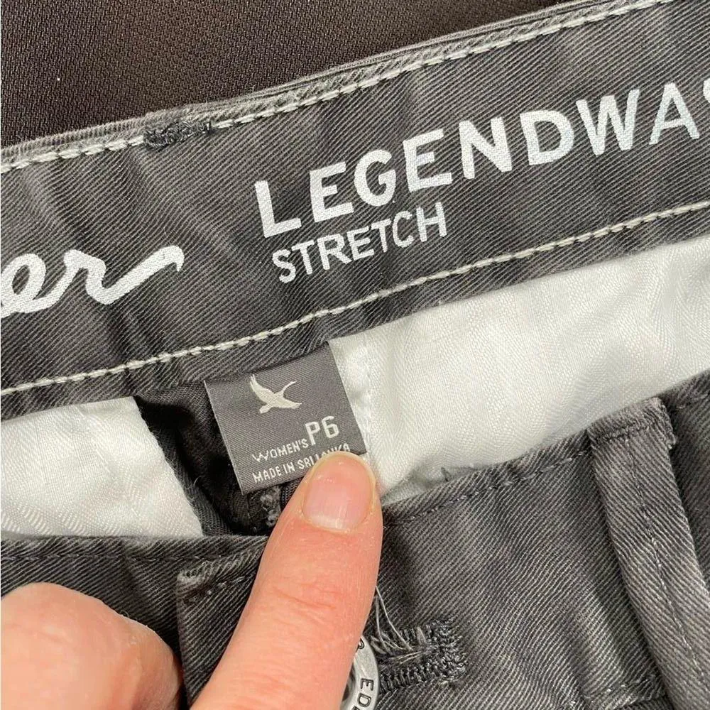 Eddie Bauer Grey Flat Front Chino Shorts Curvy Womens 6 Hiking Gorpcore Casual - Image 10