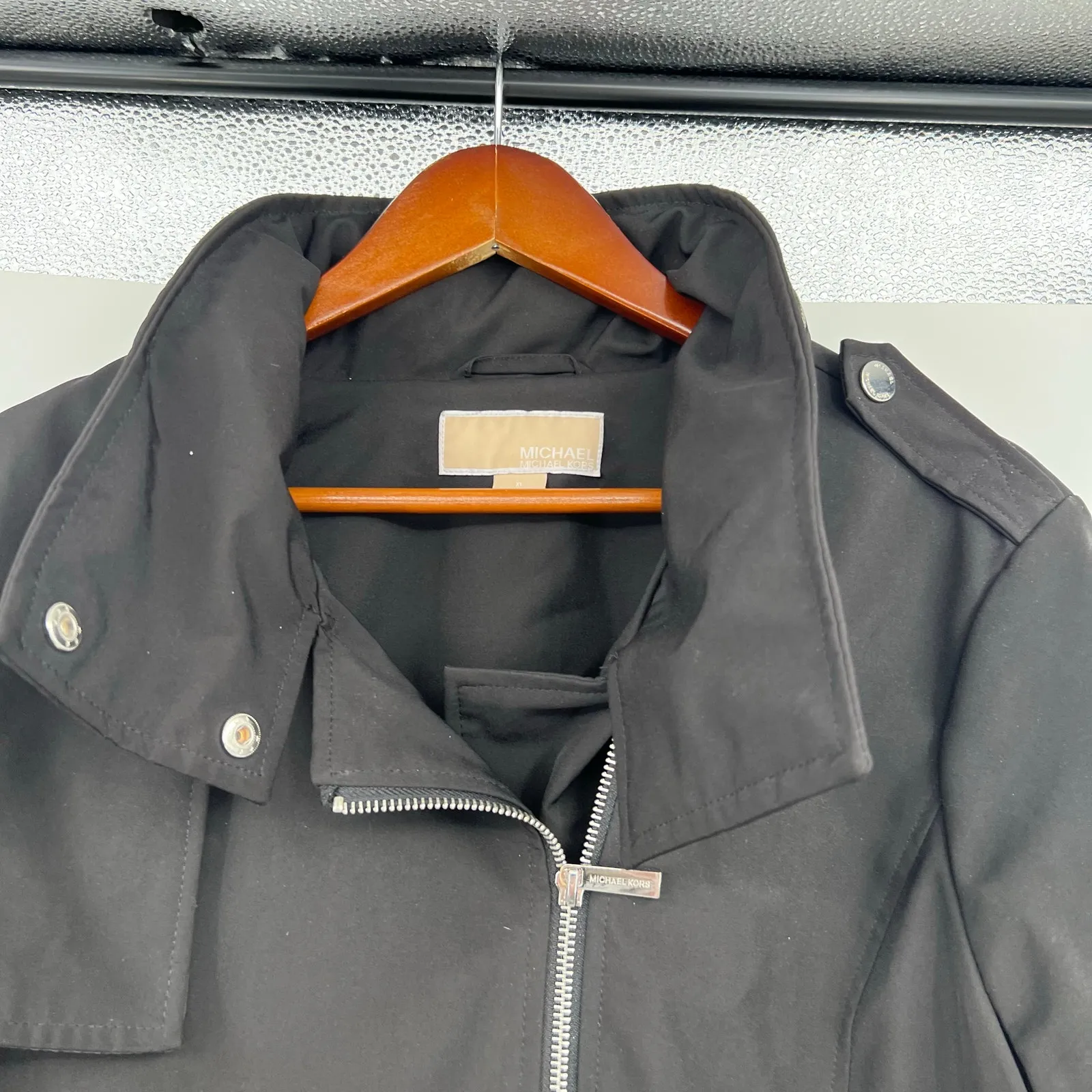 Michael Michael Kors black asymmetrical front zip packable hood black coat sz XL - Image 7