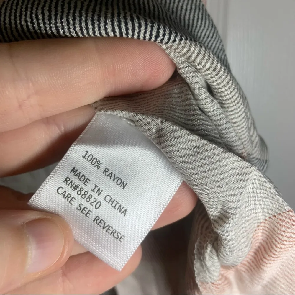 Rose & Thyme  Multicolor Striped Short Sleeve Blouse Small - Image 6