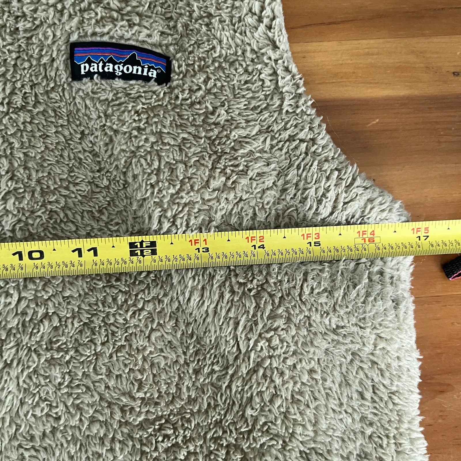 Patagonia Los Gatos Fleece Vest Cozy Outdoor Casual Women Tan Zip Up Medium - Image 6