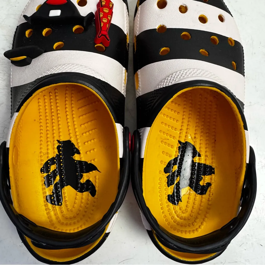 Crocs x McDonald's Hamburglar Clogs Shoes Women’s 7 Kids 5 - Image 6