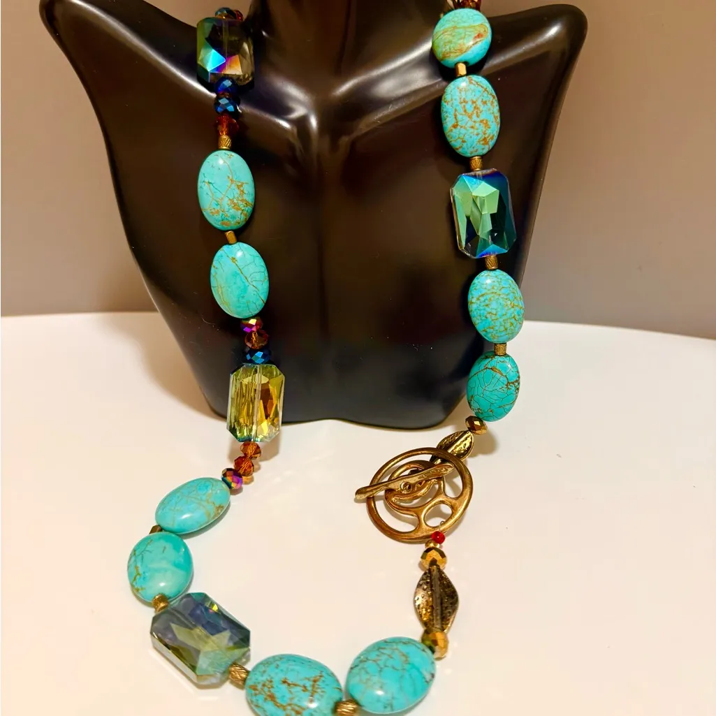 Boho Turquoise Colored Howlite Crystal Toggle Clasp Statement Necklace Blue - Image 2