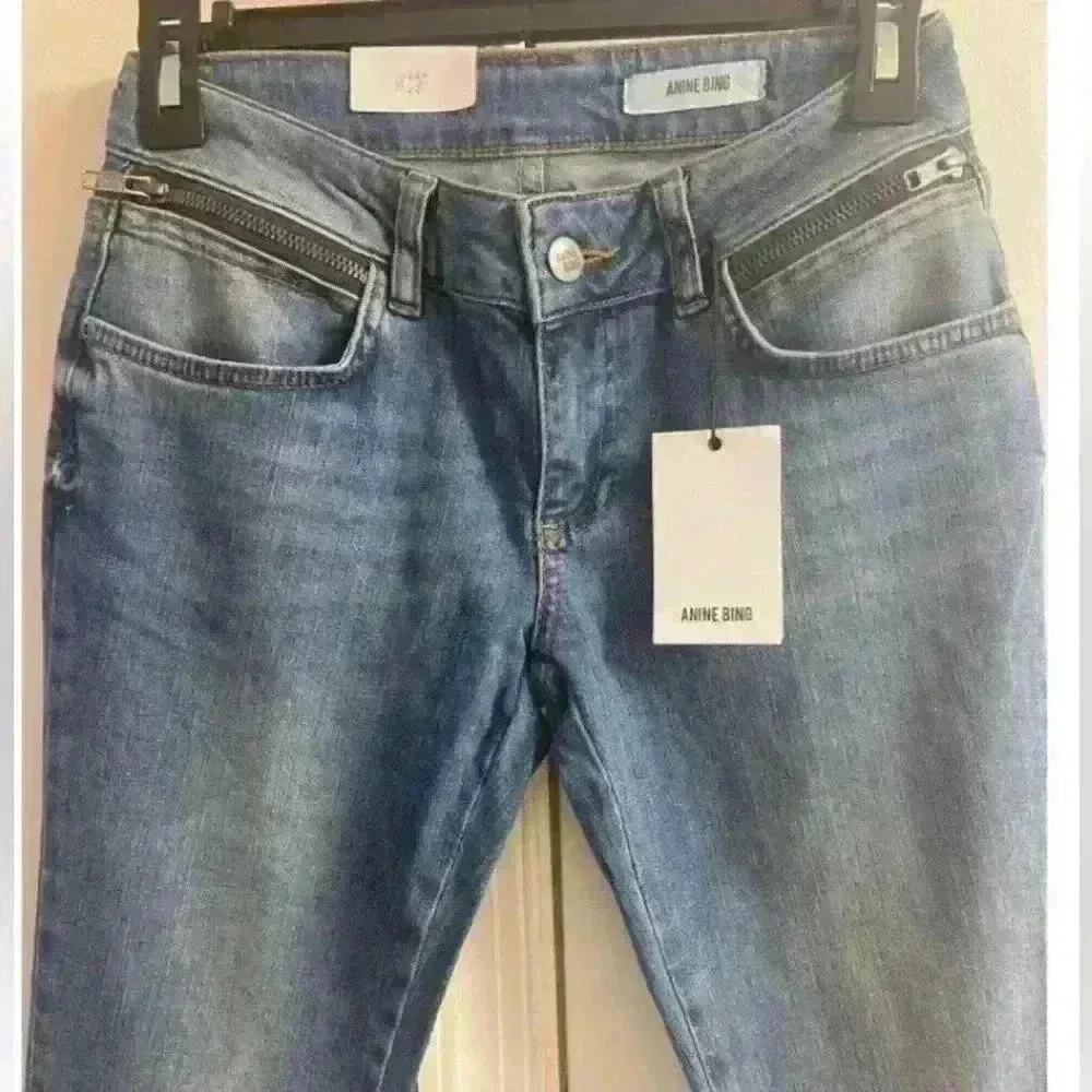 Anine Bing light wash skinny jeans‎ luxury soft denim. Sz 27. NWT - Image 2