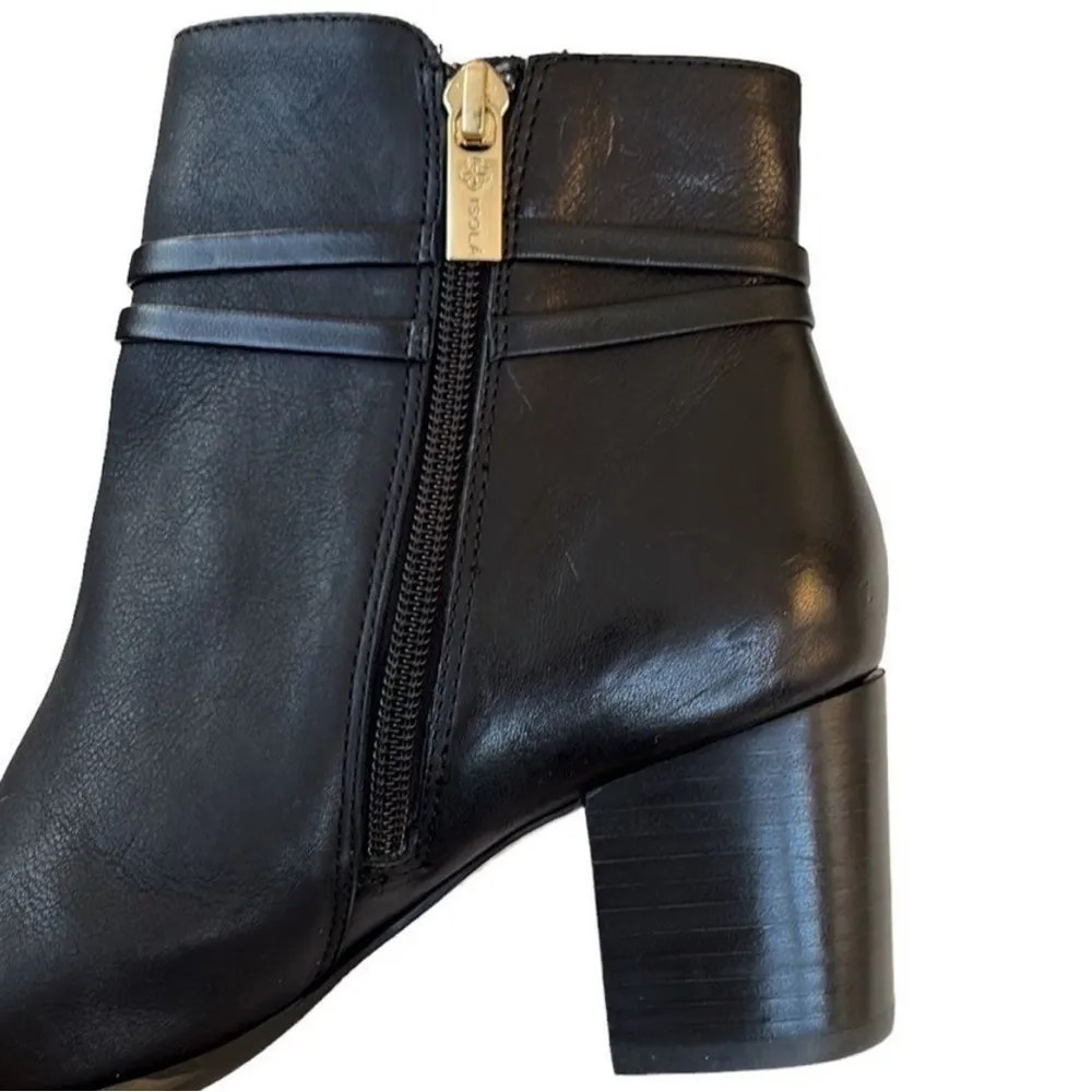 Euc  Leather Ankle Boots - Image 3