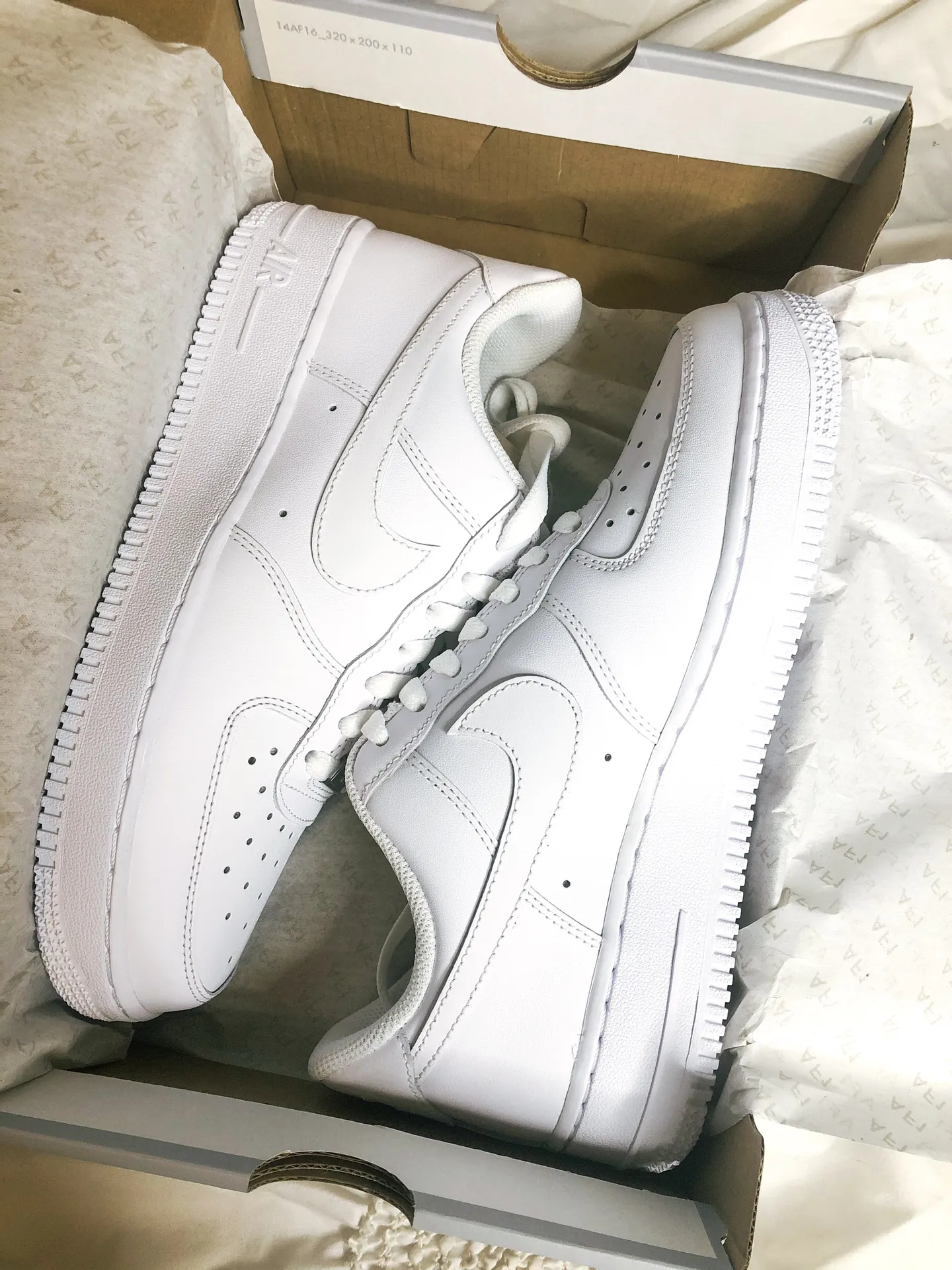 Nike Air Force 1 - Image 3