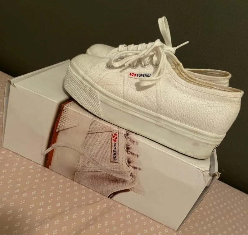 Superga  - Image 3