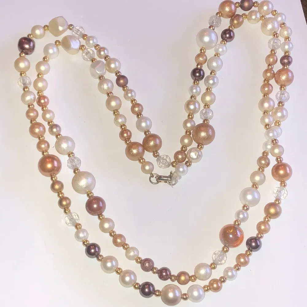 Coro Vintage Off White Neutral Faux Pearls Chunky Beaded Boho Necklace - Image 2