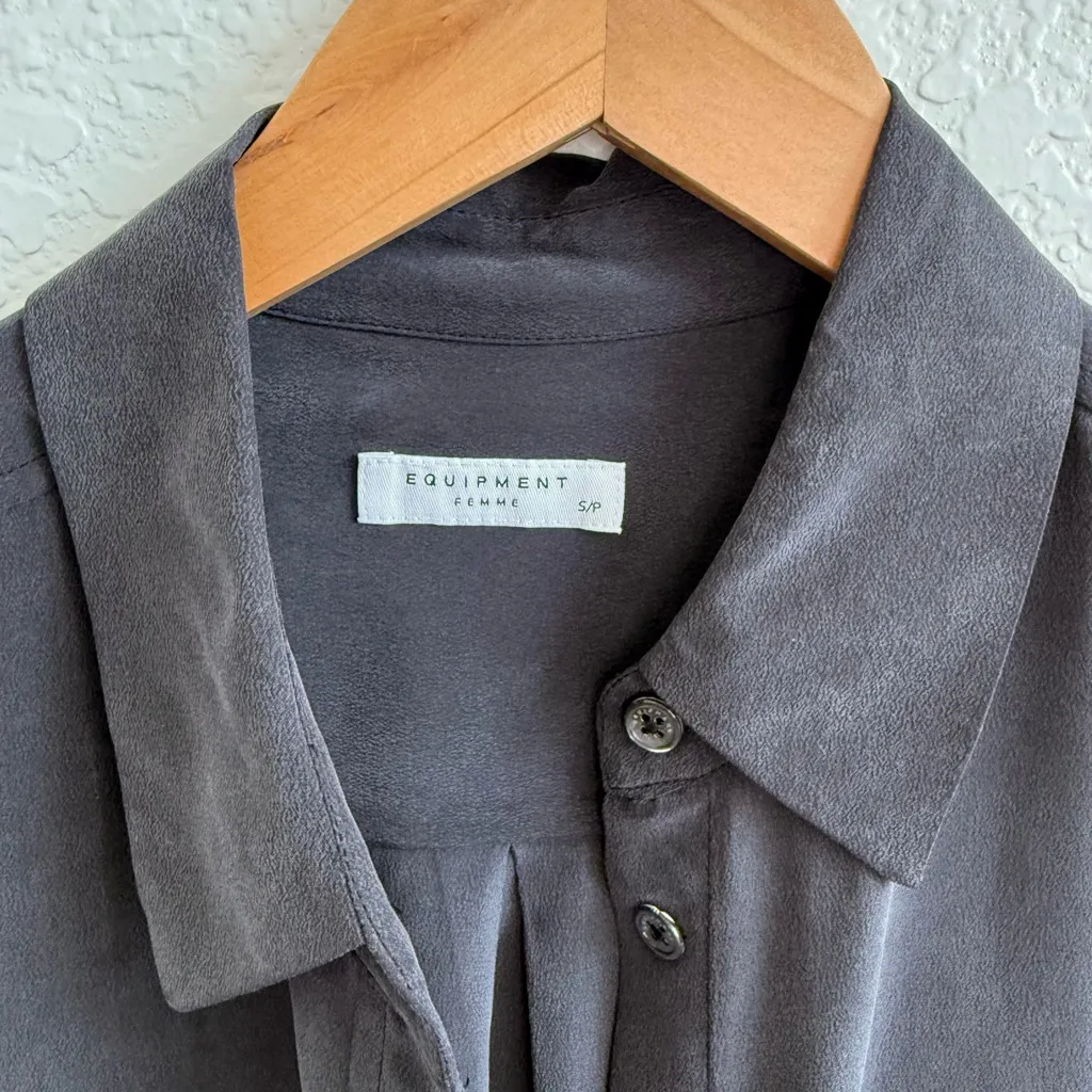Equipment Femme Signature Silk Long Sleeve Collar Shirt 100% Silk S Black / Gray - Image 5