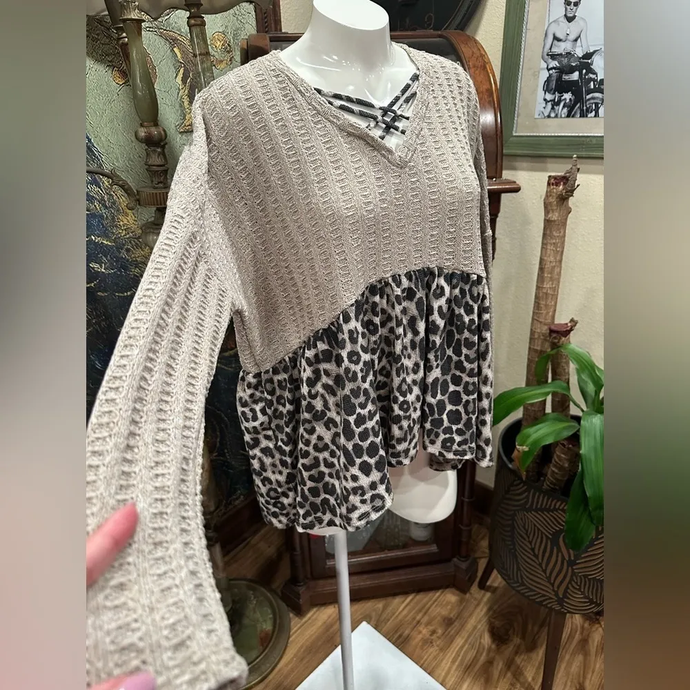 NWT LOVELY 🩷 MELODY BI - Image 4