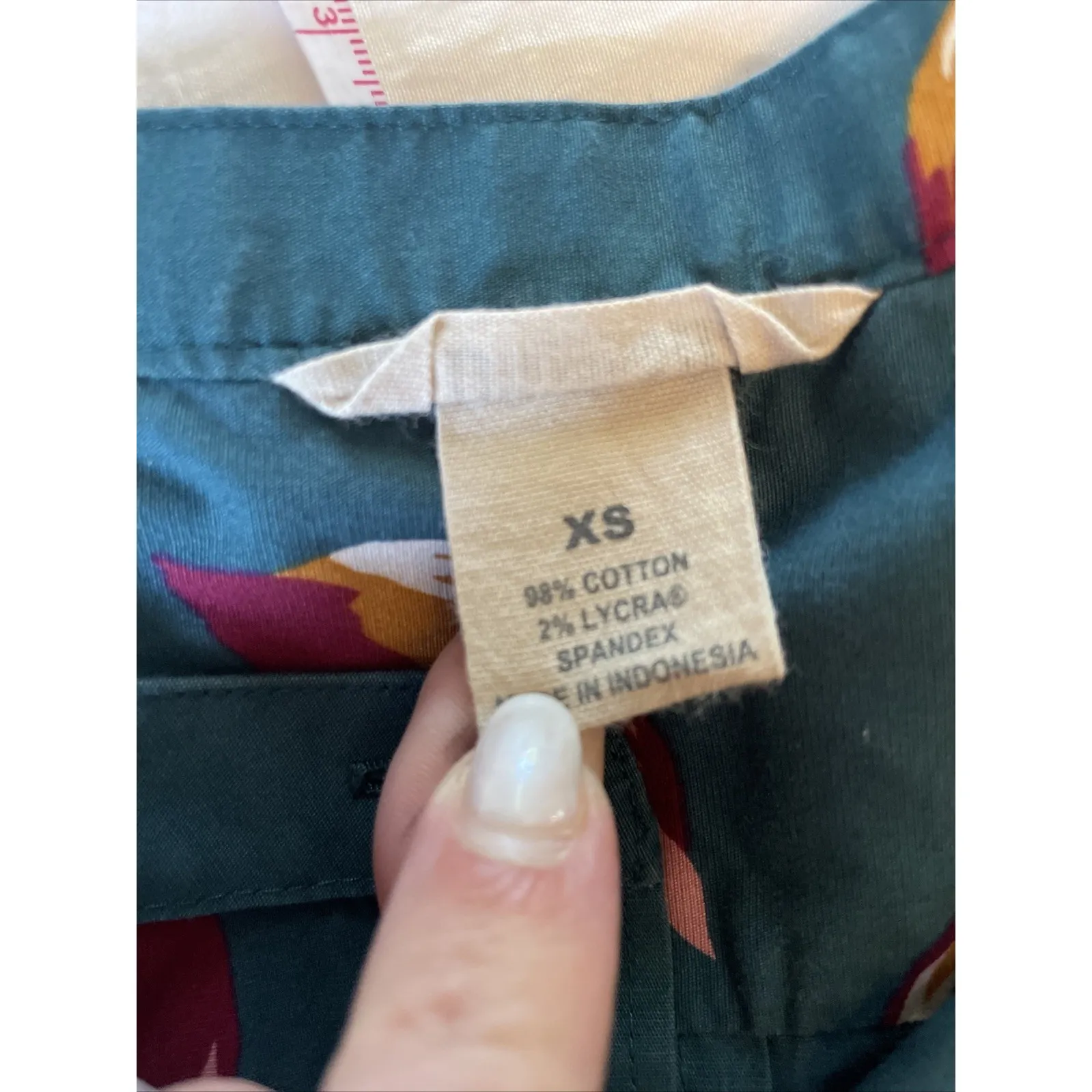 Duluth Trading Green Floral Longsleeved Buttonup XS Womens Shirt Blouse - Image 3