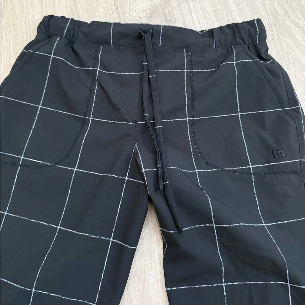 Albion Fit Jetsetter Windowpane Grid Plaid Joggers | Black/White | XS Tall Black - Image 6