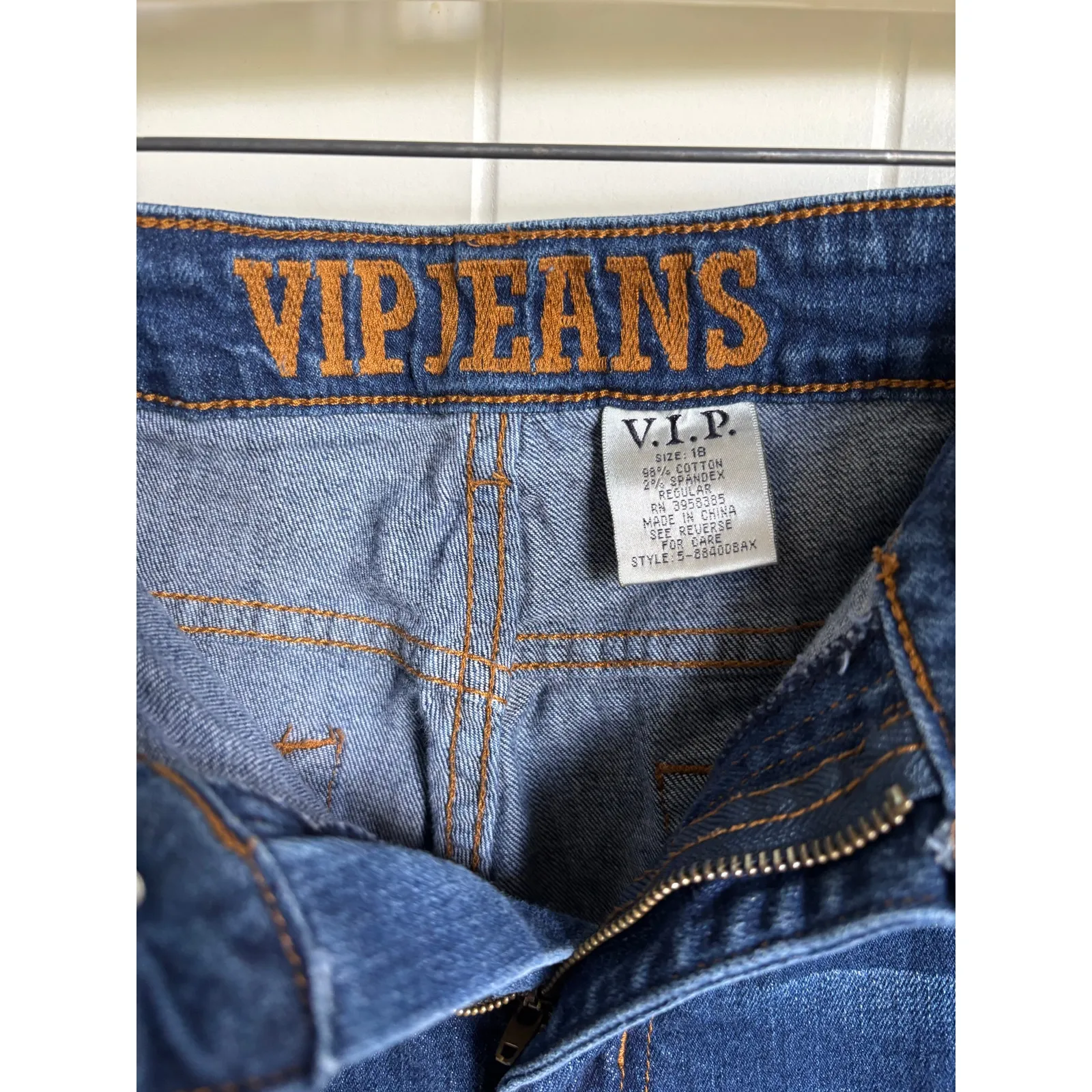 V.I.P. Distressed Ripped‎ Jeans - Image 5