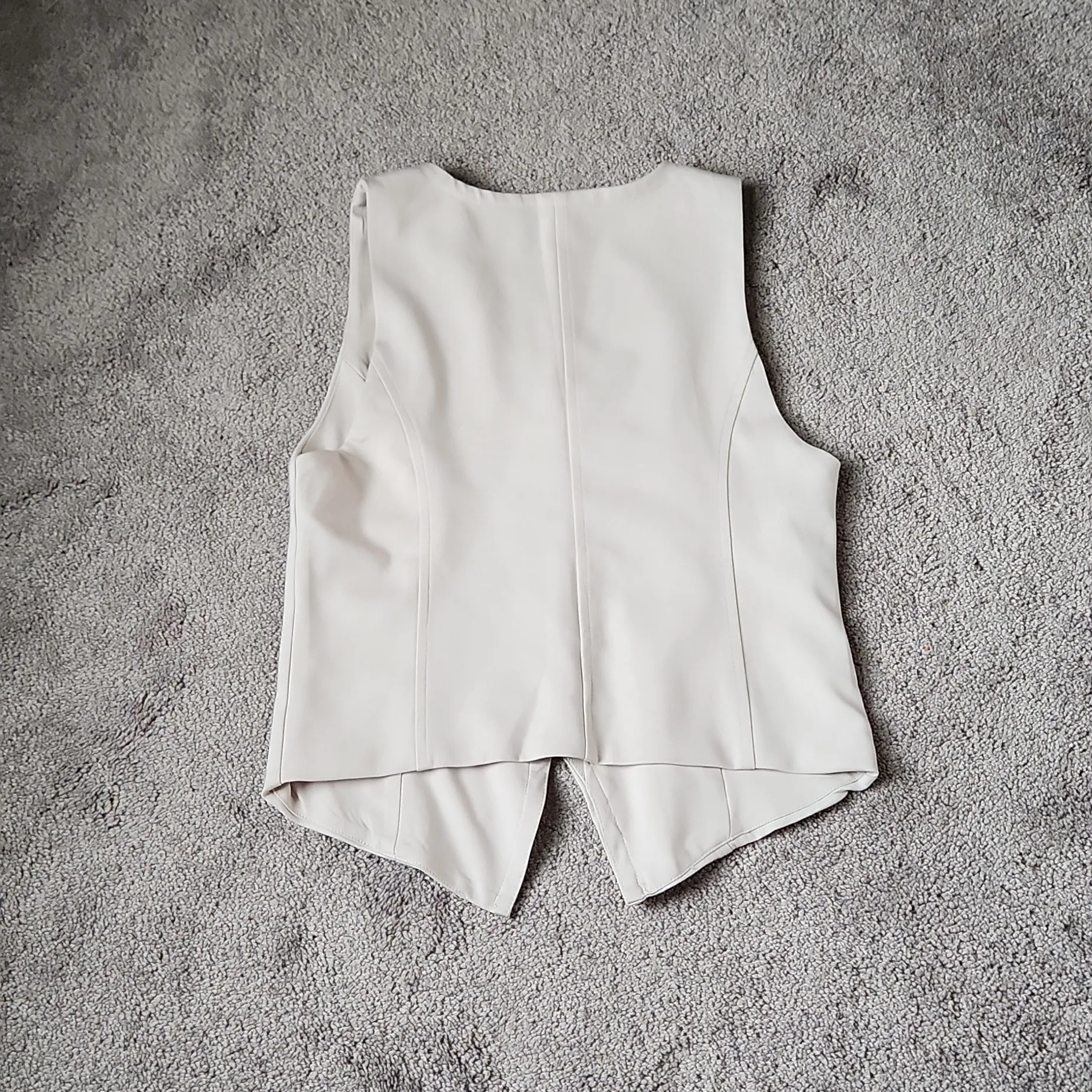 RNWY Hook & Eye Front Top SIZE S Tan - Image 5