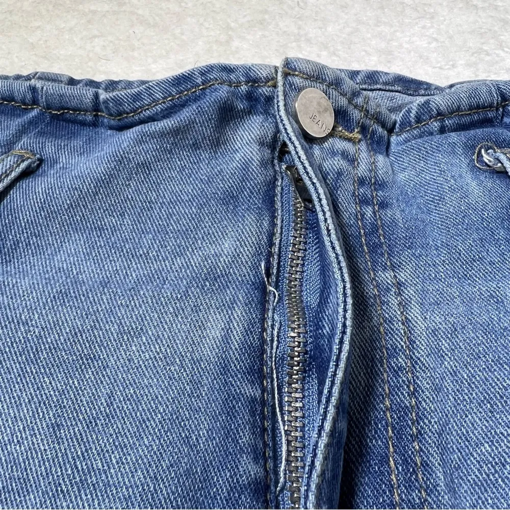 Nasty Gal High Rise Paperbag Denim Shorts - Image 4