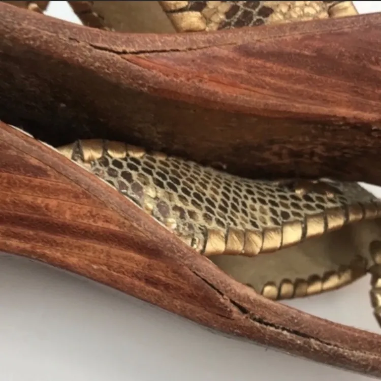 Jack Rogers Size 7 Leather‎ Wooden Wedge Sandal - Image 7