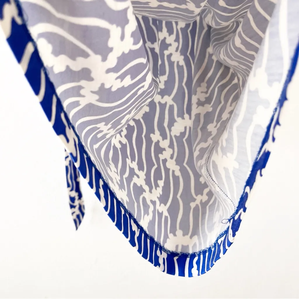 Diane Von Furstenberg Zoe Faux Wrap Dress in Blue White Printed Silk Jersey - Image 8