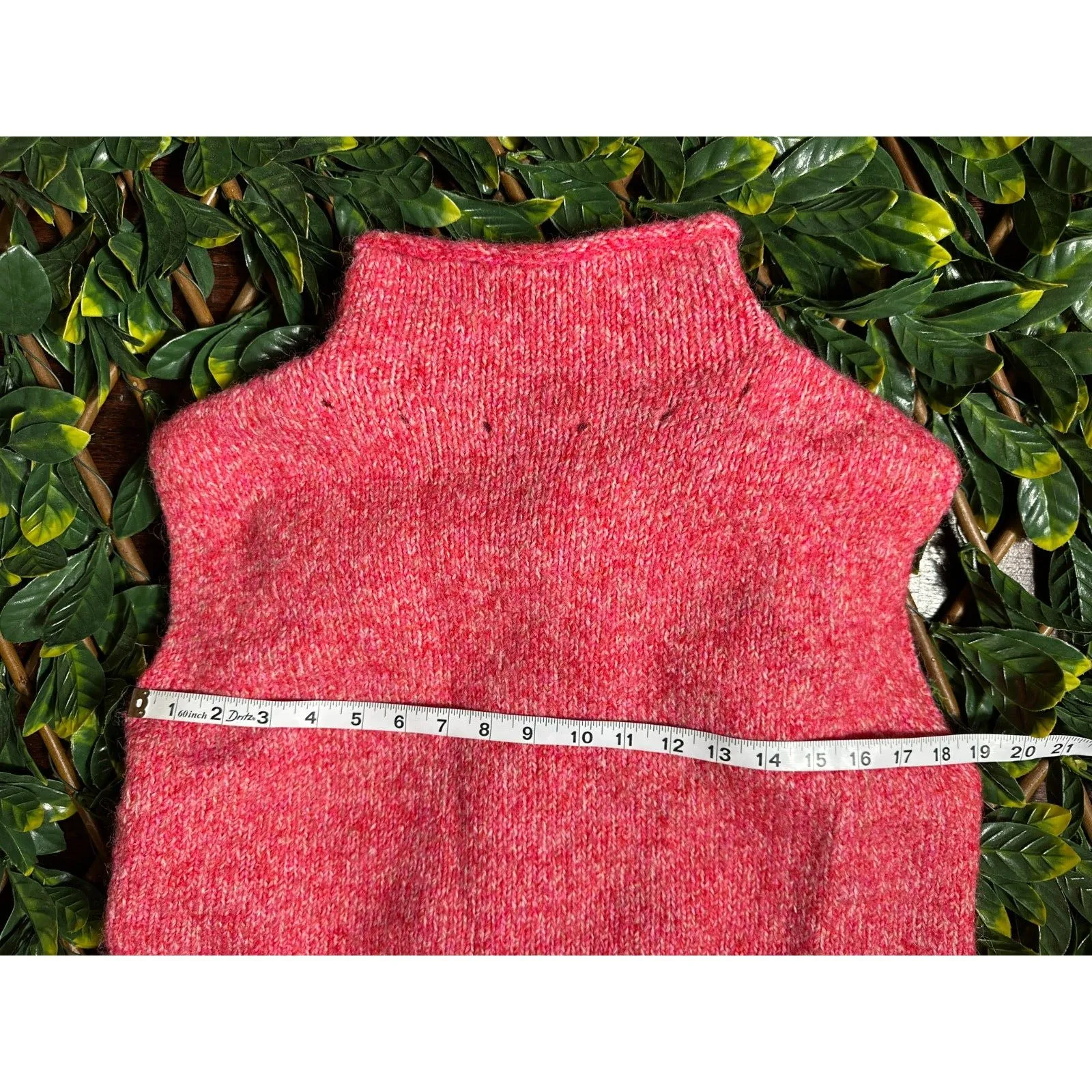 Zara Pink Sleeveless Sweater Vest Size Medium - Image 5