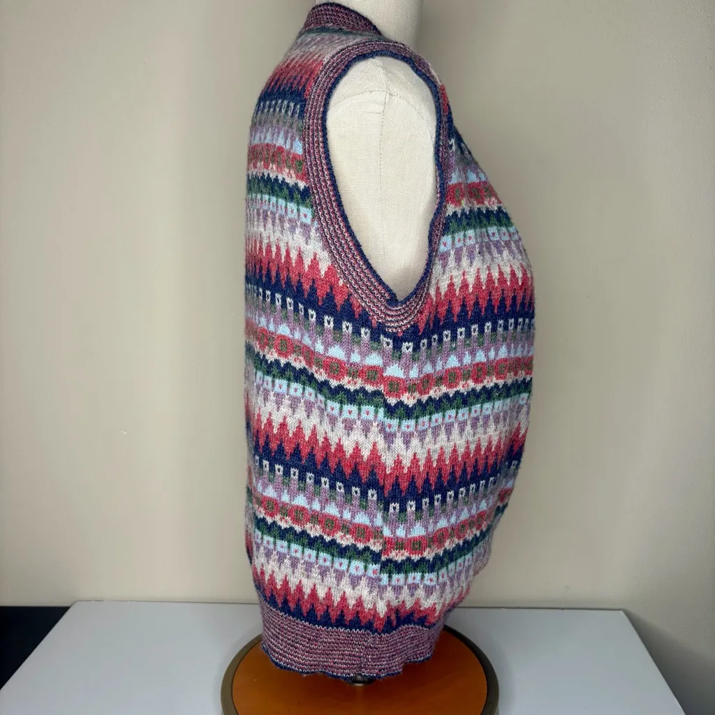 Vintage Womens Sweater Vest Medium Southwestern Western Preppy Red Blue Wool 70s - Image 4