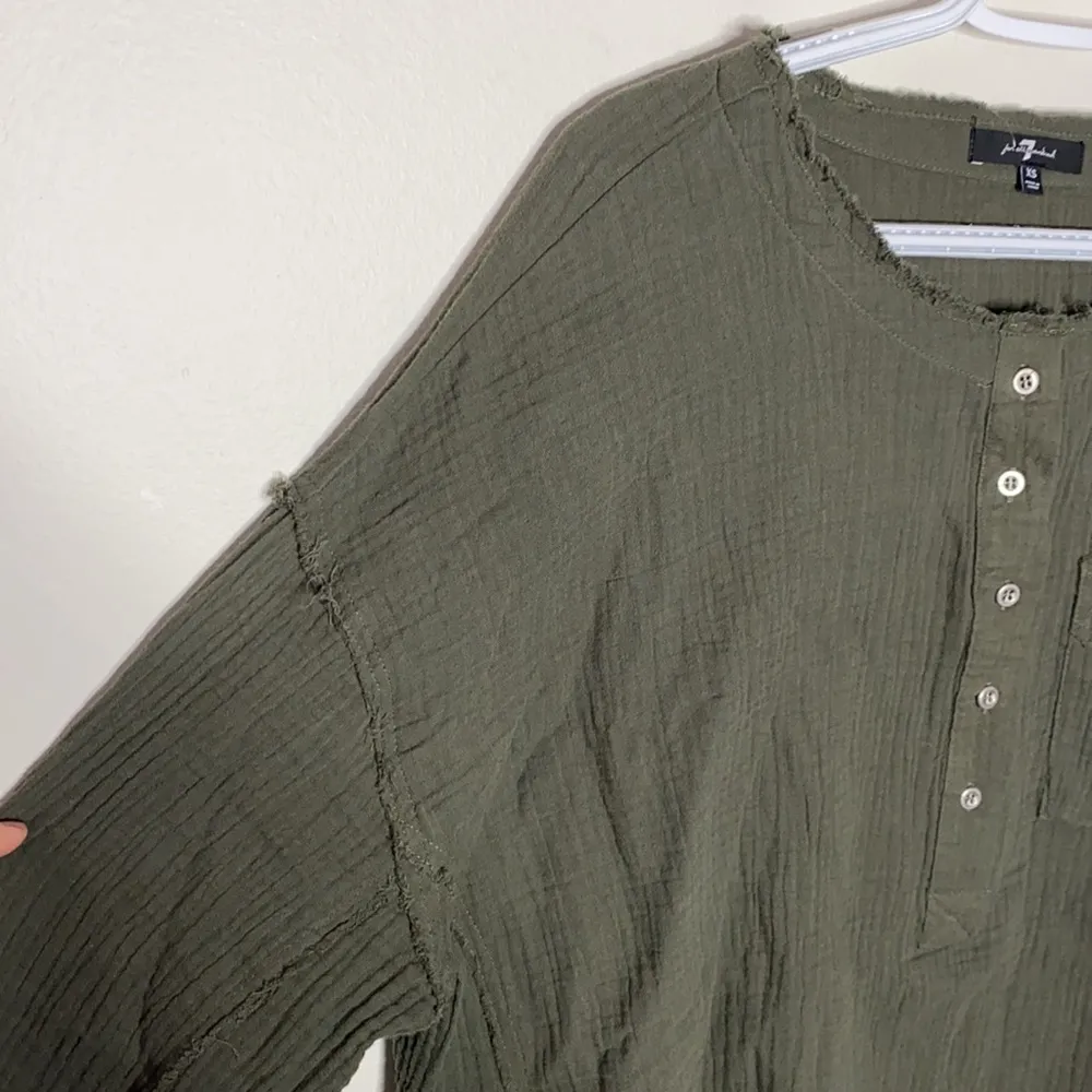 7 for all mankind crinkle cotton henley top sz XS - Image 5