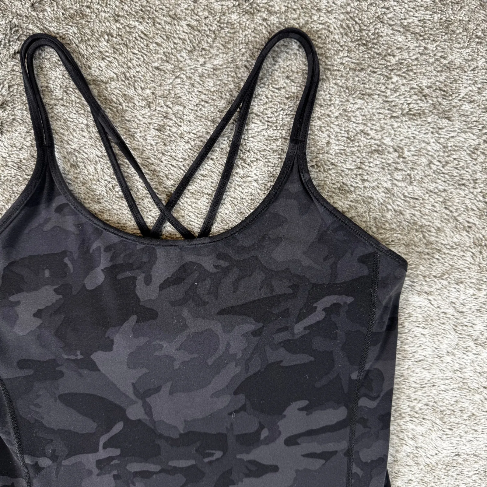Lululemon Free To Be Tank Women's 8 Black Camo - Image 5