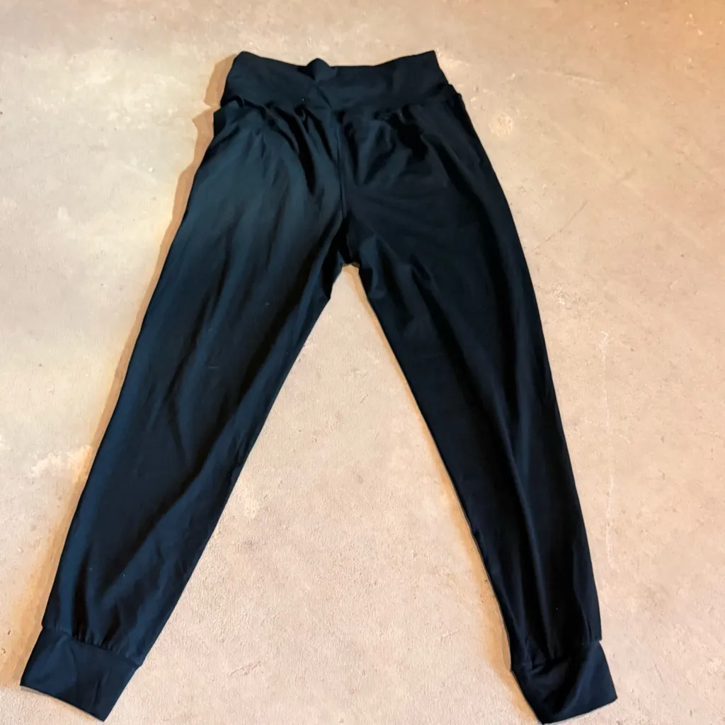 SHEIN Black High-Waisted Leggings - Image 11